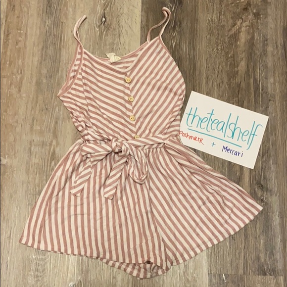 Caution To The Wind Pants - Mauve Striped Romper With Sash Large
